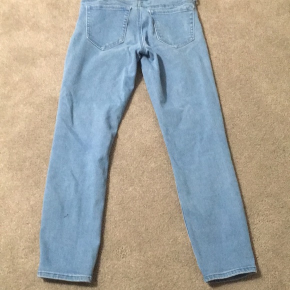 Blue jeans - Picture 2 of 3